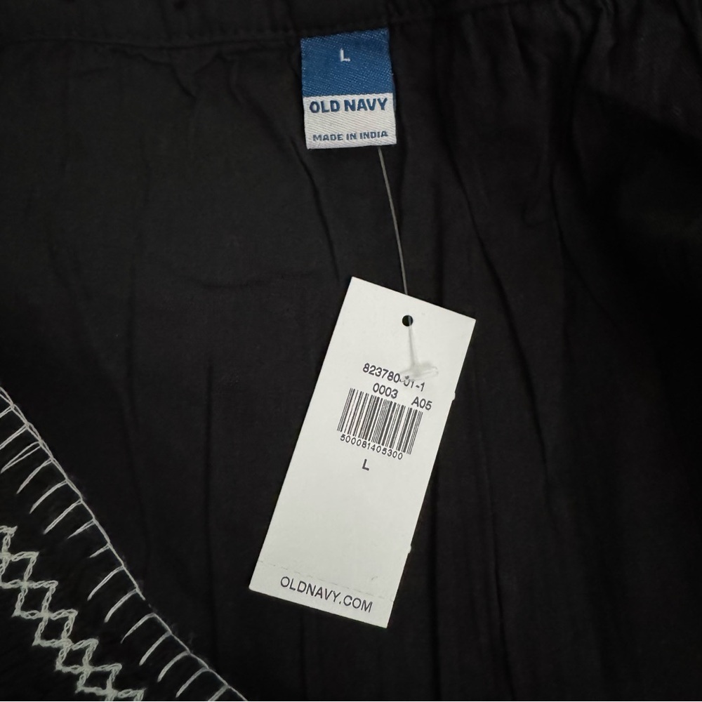 Old Navy Sleeveless Waist Defined Embroidered Clip Dot Maxi Dress Black NWT - Picture 15 of 16
